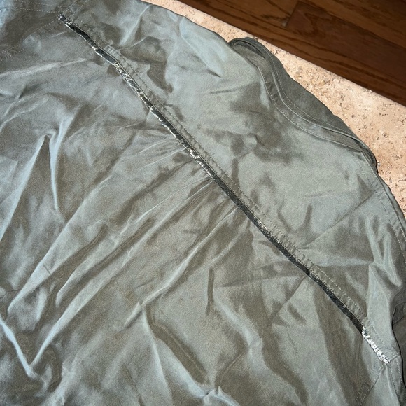 NWOT Free People Off Campus Buttondown Shirt in Moss - Picture 13 of 16